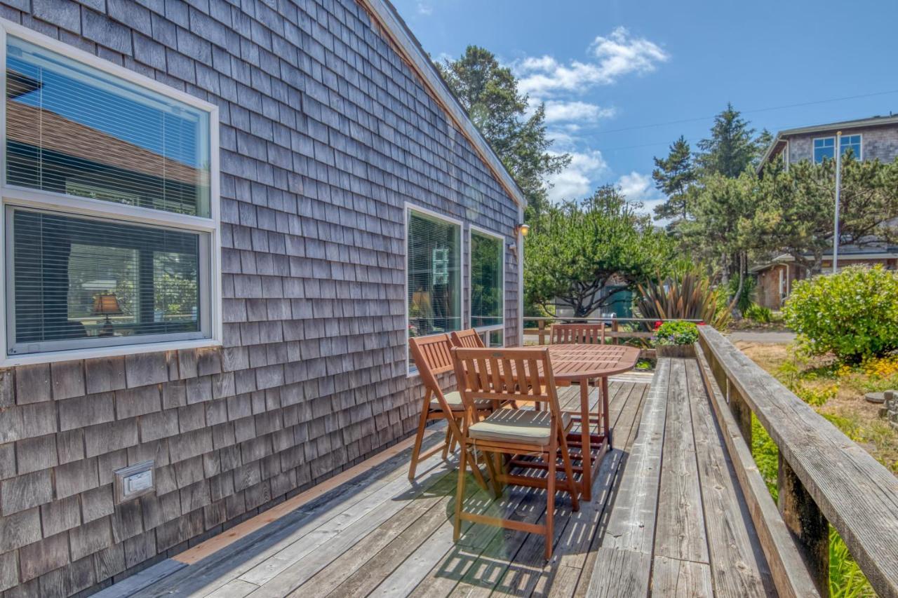Kami'S Beach House Neskowin Exterior photo